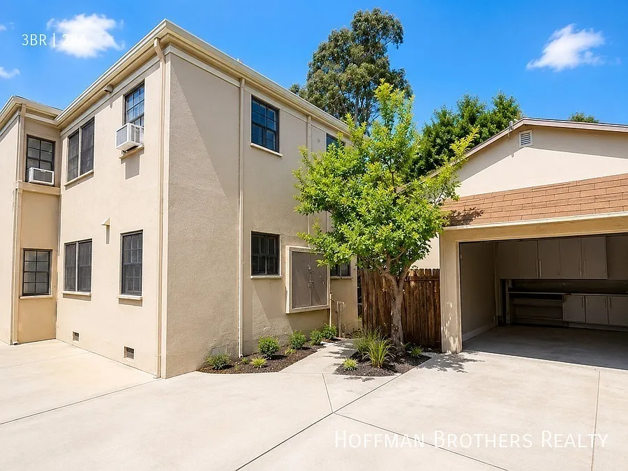 624 N Sycamore Ave #624