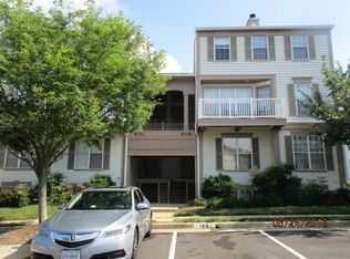 8238 Catbird Cir UNIT 101, Lorton, VA 22079