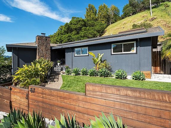 5th image of 87 Paseo Way