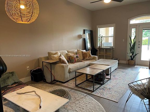 4th image of 3205 McDonald St #1
