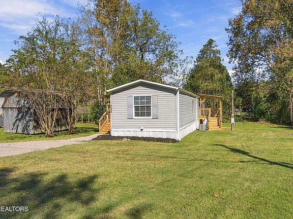 3rd image of 9544 Raccoon Woods Dr