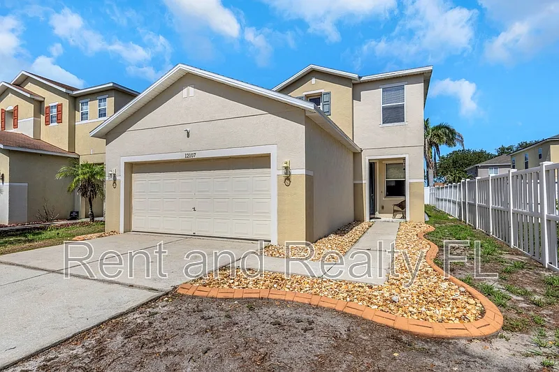 12107 Fern Haven Ave