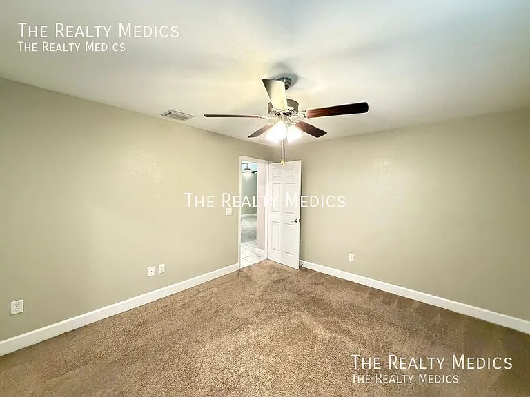 2736 SW 161st Loop — Photo 8