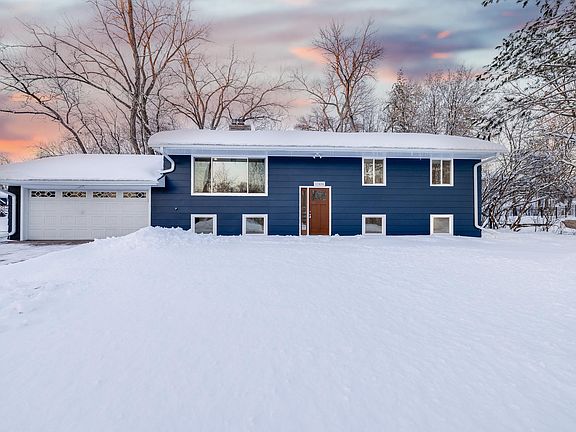 2nd image of 17424 Ridgeview Dr