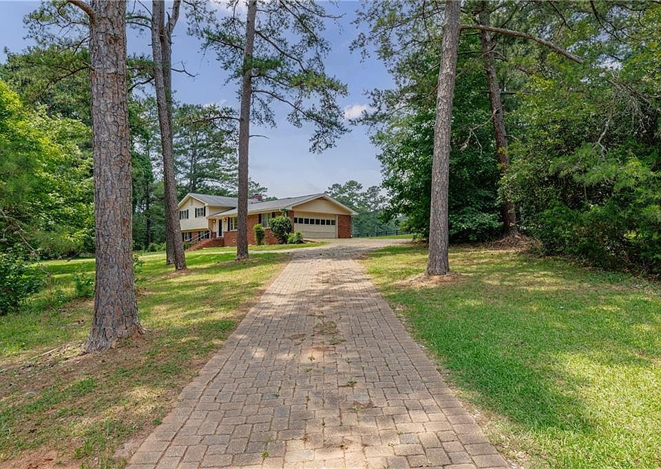 1st image of 115 Brookshire Dr