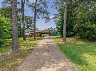 115 Brookshire Dr, Fayetteville, GA 30215