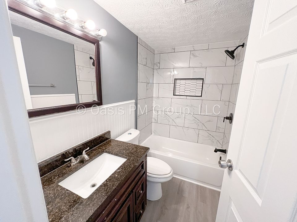 1st image of 3693 Potomac St