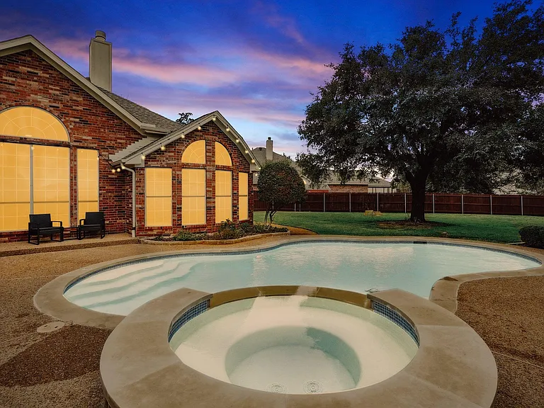 2401 Scarlet Oak Dr — Photo 44