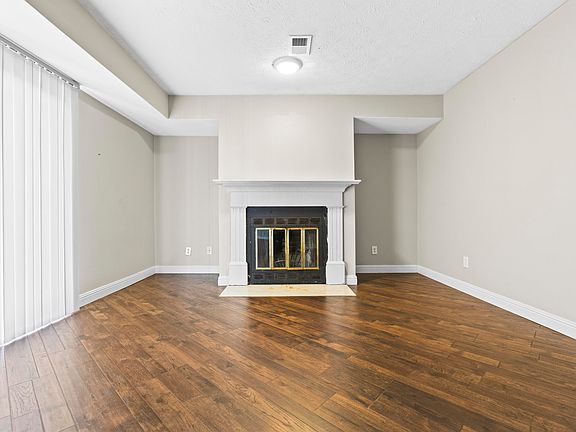 5th image of 2900 Alydar Ct APT C