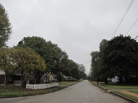 4th image of 4053 Ronnie Ave
