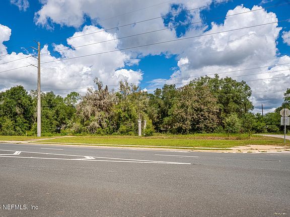 2nd image of 103 SEMINOLE Drive
