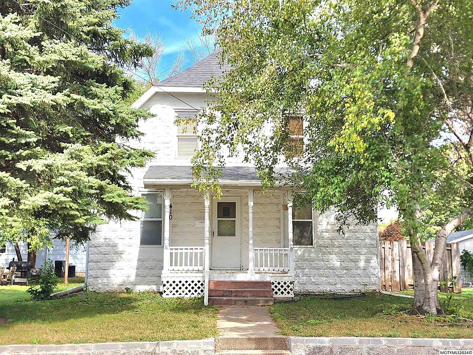 1st image of 410 21st St SE