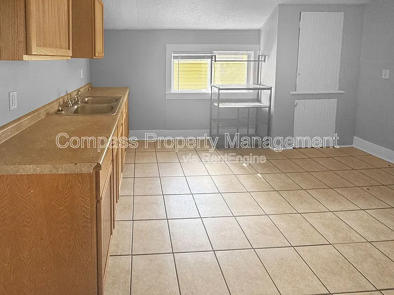 309 Eastern Ave SE #2 — Photo 6