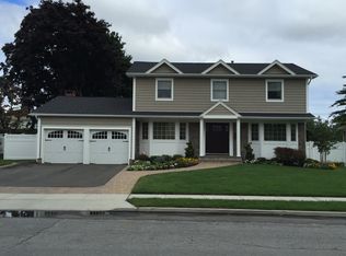 12 Chemung Pl, Jericho, NY