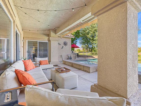 4th image of 45327 Crystal Springs Dr