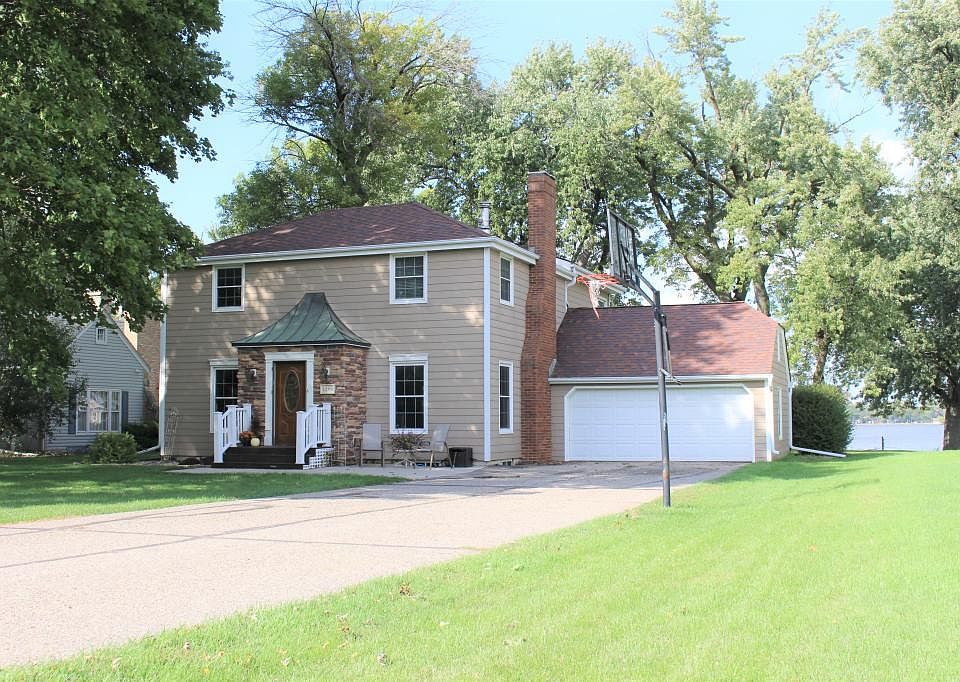 1st image of 1102 S Shore Dr