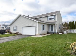 15 Erie Ct, Waterford, NY 12188