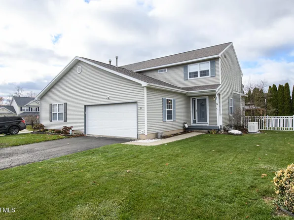 15 Erie Court, Waterford, NY 12188