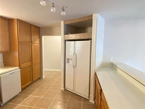 4th image of 3406 Empress Dr
