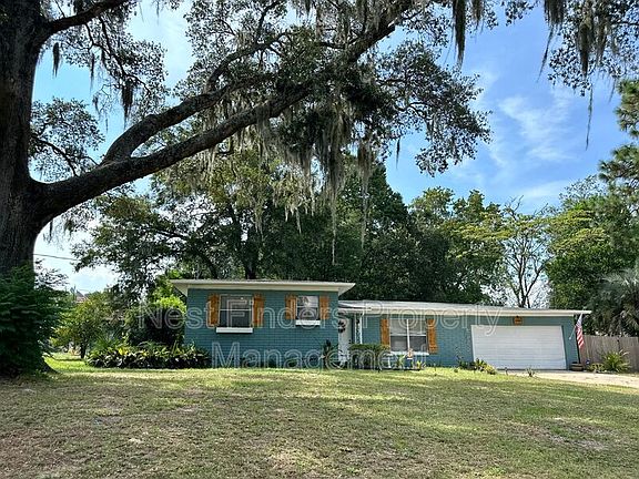 2nd image of 1704 Serena Dr E