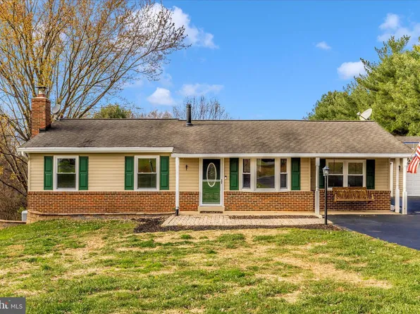 11378 Canary Dr, Ijamsville, MD 21754