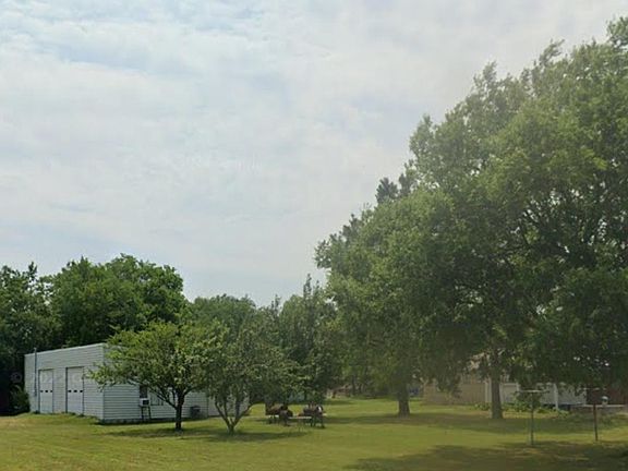5th image of 190 N 1st St E