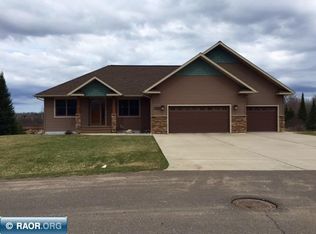11671 River View Dr, Hibbing, MN 55746