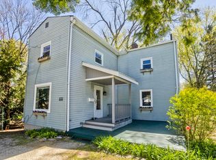 14 1/2 Gaugh St, Easthampton, MA 01027