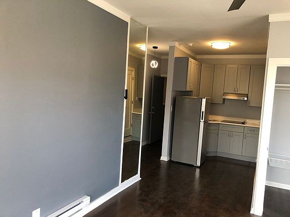 2nd image of 7046 S Crandon Ave APT 206