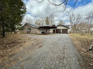 35 Rowley St, Gouverneur, NY 13642