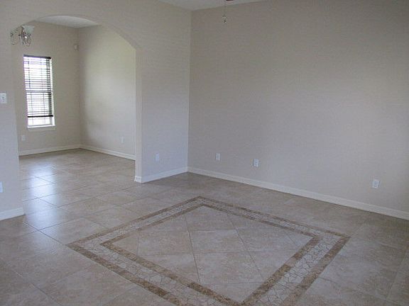 3rd image of 2304 Llano Mediano Ln