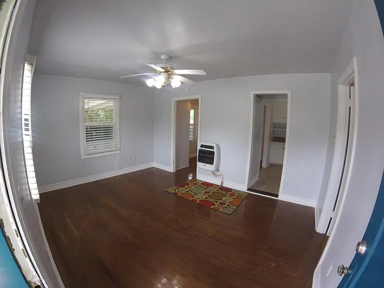 509 N University Blvd — Photo 3