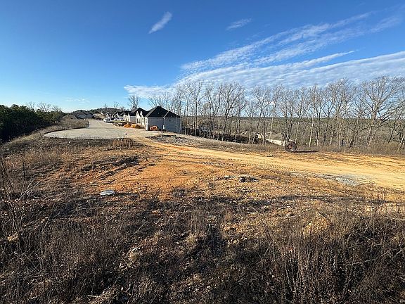 5th image of 15004 Angus Ct
