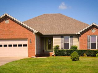 130 Shadowood Trl, Hopkinsville, KY 42240