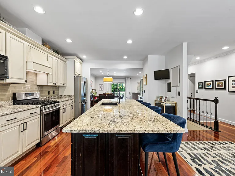 31 Iron Mill Garth — Photo 11