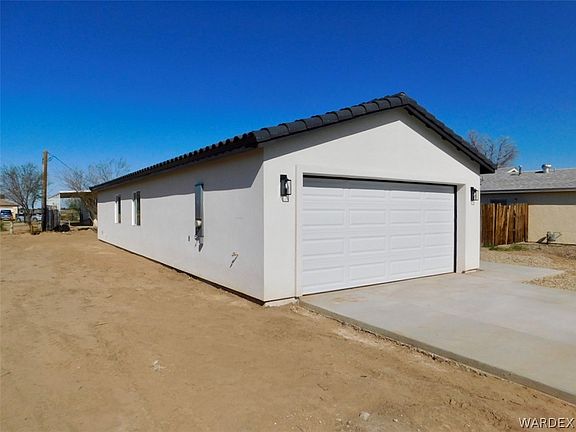 4th image of 9758 S Kingman Drive