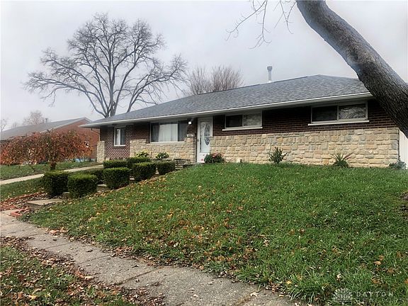 3rd image of 5881 Traymore Dr