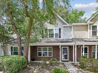 7948 Shadow Oak Dr, North Charleston, SC 29406