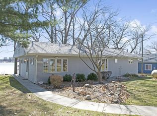 60727 W Oak Dr, Decatur, MI 49045