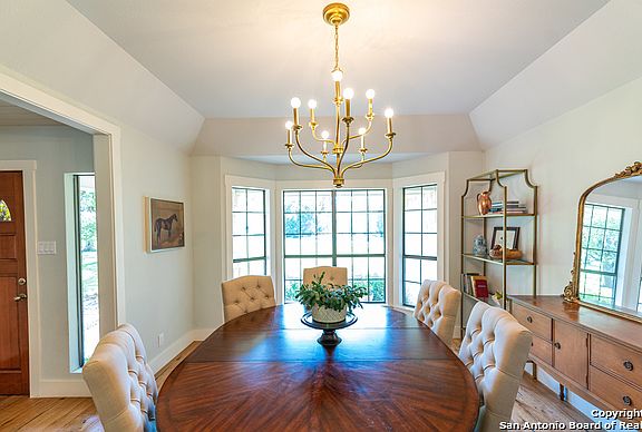 4th image of 25325 Starling Dr
