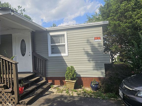 3rd image of 11220 Wilburn Dr