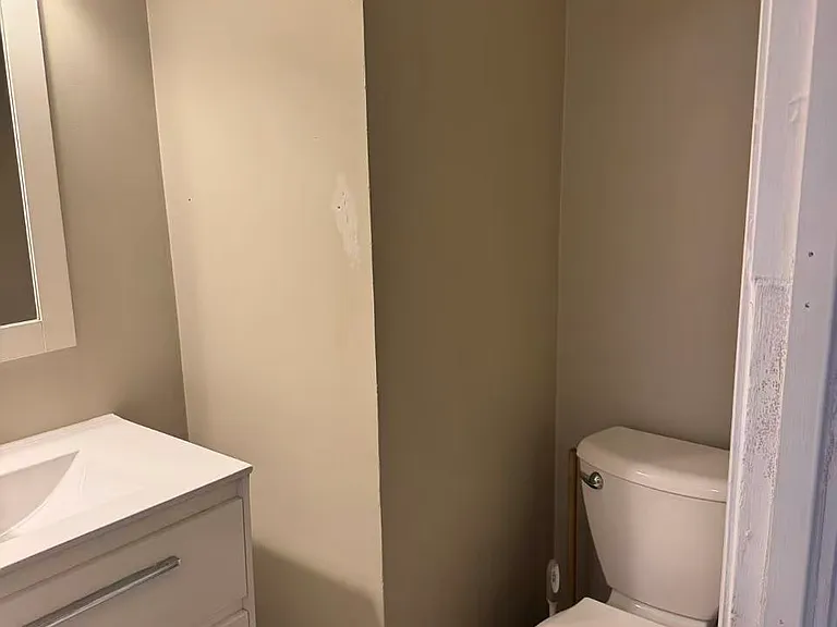 7469 Fitzroy Ct — Photo 16