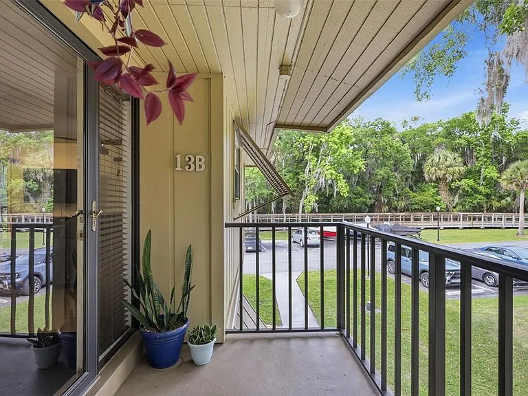 140 Orchid Woods Ct #13B — Photo 2