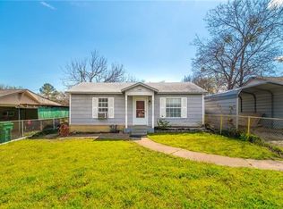 608 E Hundley Dr, Lake Dallas, TX 75065