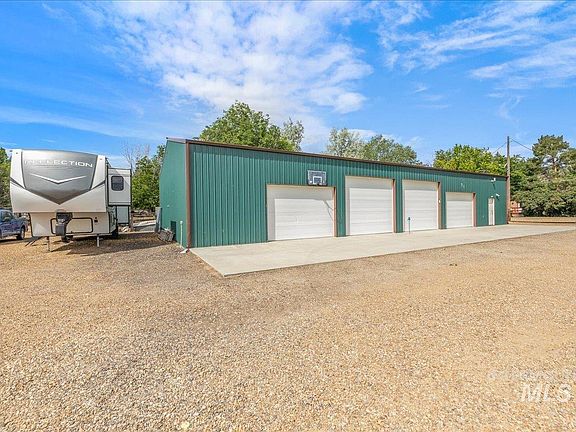 4th image of 3582 NW Dutton Way