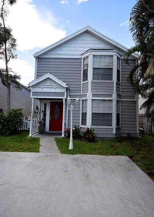 1st image of 5813 Dewberry Way