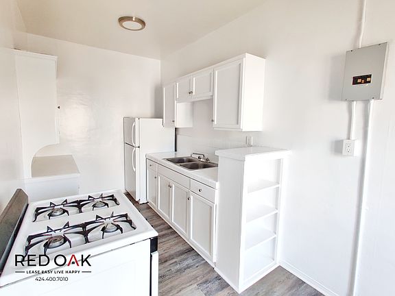 4th image of 1405 S Berendo St APT 205