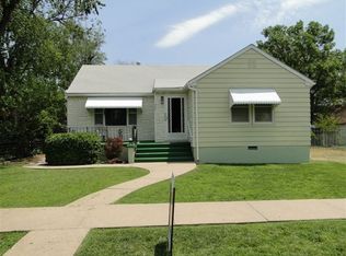 320 N 11th St, Garden City, KS 67846