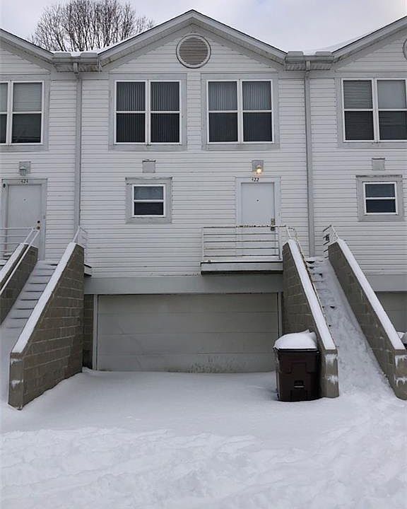 1st image of 422 Sycamore Dr #424