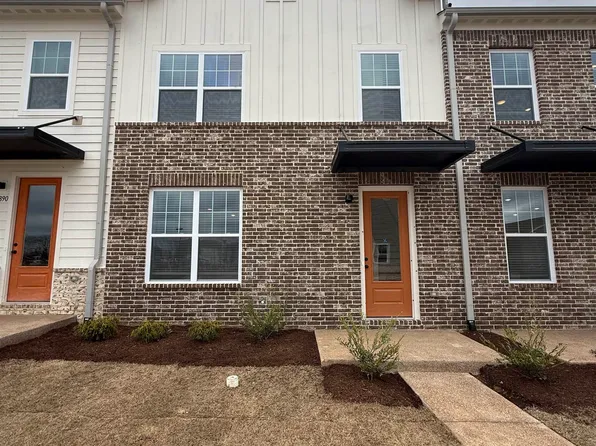 6894 Talcott Ln, Bartlett, TN 38135